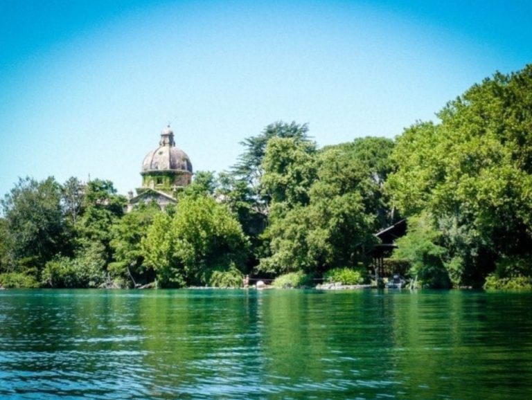 Il fascino dell’isola Bisentina
