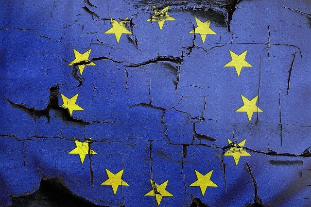 L’Unione Europea di fronte all’interregno dei populismi
