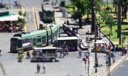 Bici, bus, tram, treni per rendere vivibile Roma