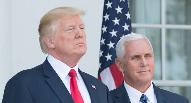 Le strade diverse di Vance e Pence sulla sconfitta di Trump nel 2020: ombre sul 2024?