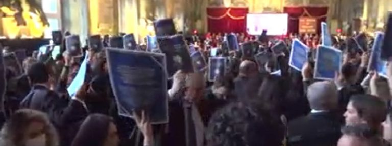 Scontro Meloni magistrati, I magistrati protestano contro il governo Meloni