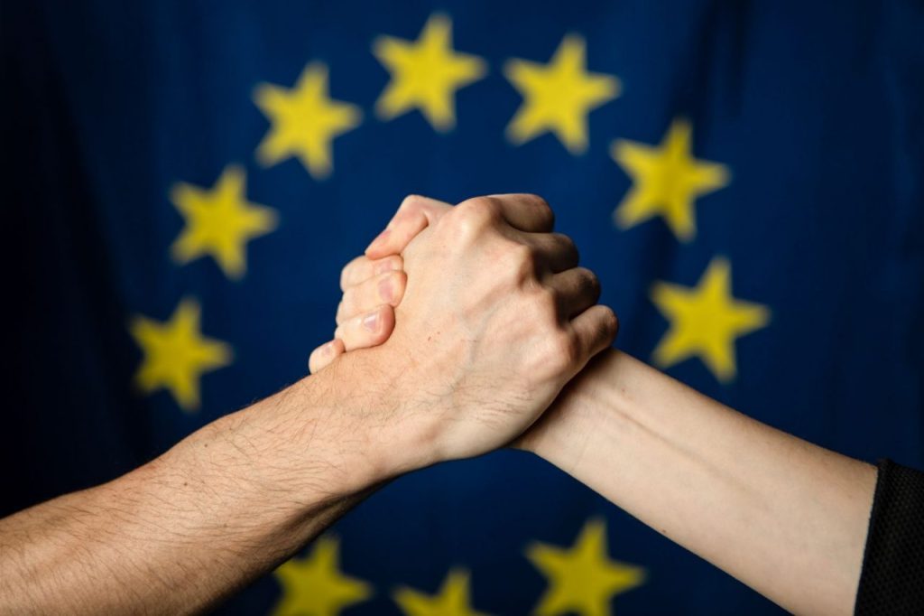 C’erano una volta nove amici della maggioranza… Un'Europa più unita