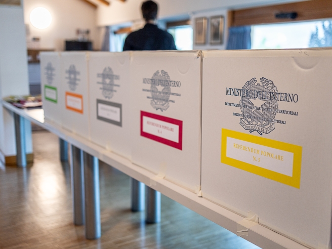 Referflop. Gli italiani e i referendum