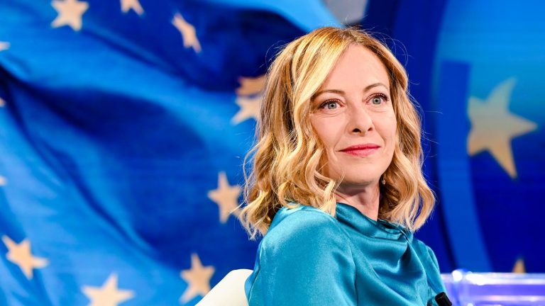 Prende forma l’idea di succedere a Mattarella: Meloni for President