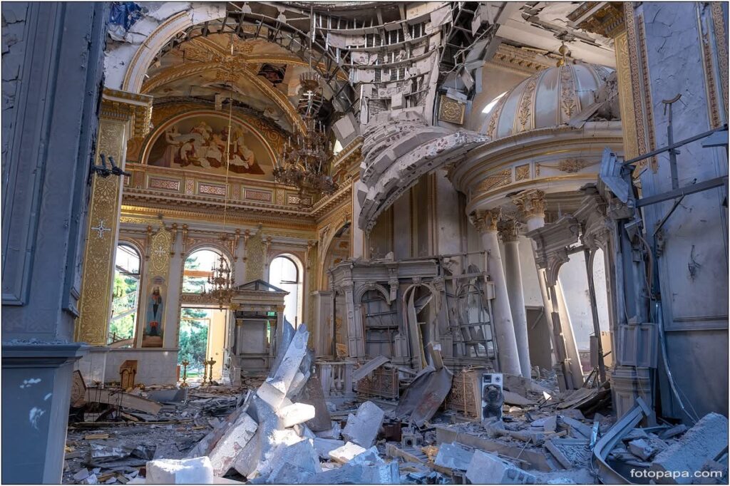 Cattedrale della Trasfigurazione del Salvatore bombardata, Odesa, luglio 2023. Foto di Boris Bukhman