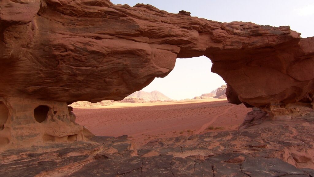 Giordania segreta: Wadi Rum, Dana, Kerak Arco nel Wadi Rum
