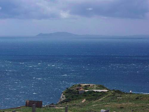 Ceuta, perché e per chi? Ceuta