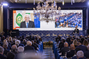 Cernobbio, la recita degli industriali Cernobbio Forum Ambrosetti