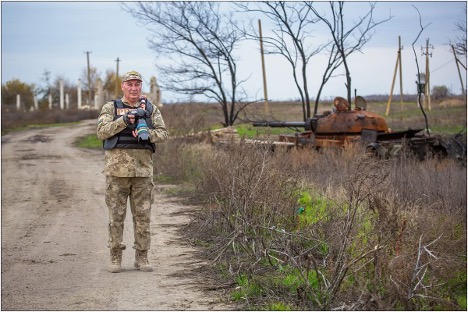 Borys Bukhman durante un viaggio nelle regioni dell’Ucraina.